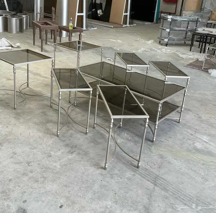 تفصيل جميع نوع طاولات حسب الطلب 2