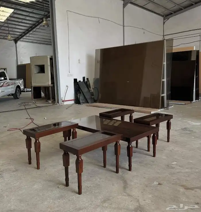 تفصيل جميع نوع طاولات حسب الطلب 3