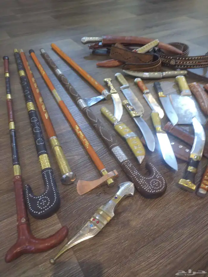 تابع البث متوفر عصي وشفرات وسكاكين وعطف 0