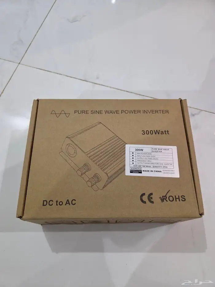 للبيع محول كهرباء للرحلات 300 واط موجه نقية 3