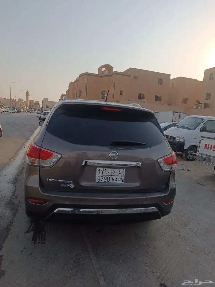 القير  أوتوماتيك   الوقود  بنزين   العداد  336ألف كم فقط   ح 2