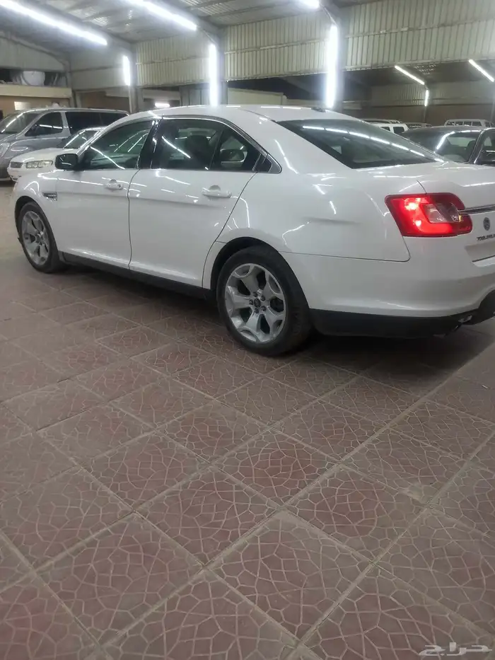 فورد تورس 2012 ممتاز 3