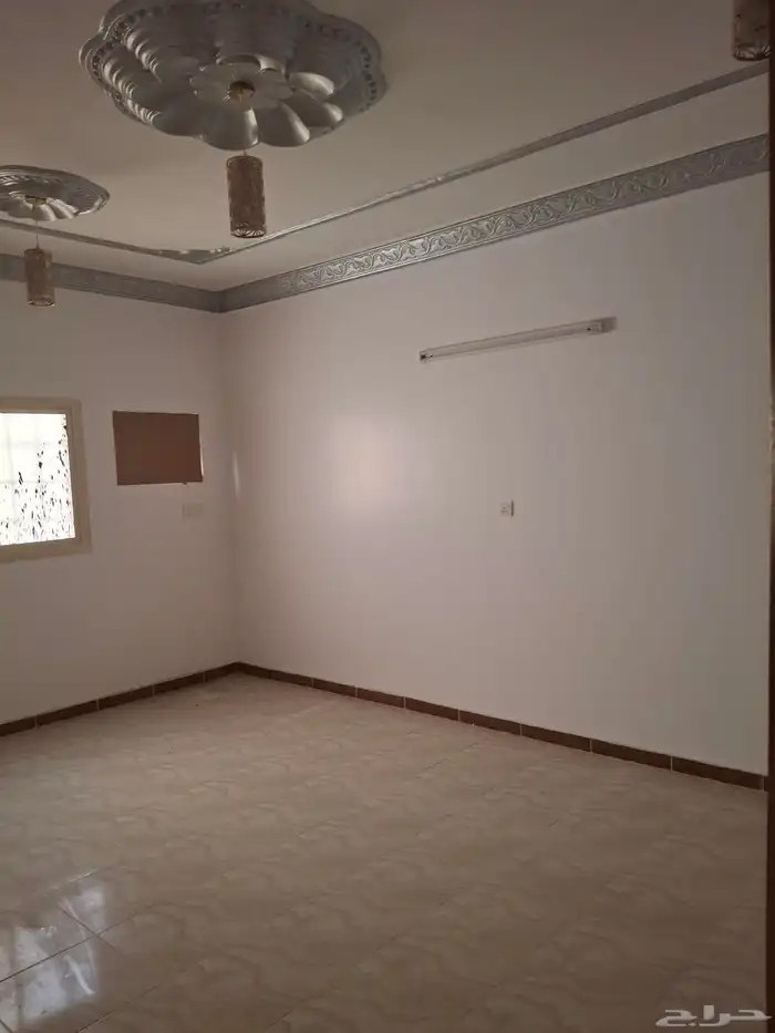 عمارة للبيع ثلاث طوابق القيم الاعلى 13