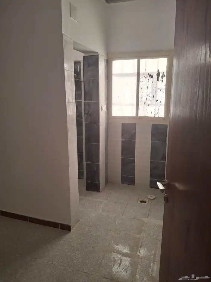 عمارة للبيع ثلاث طوابق القيم الاعلى 19