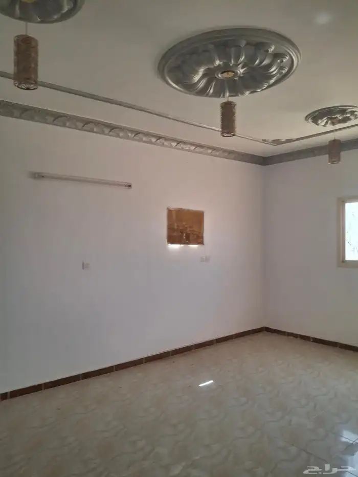 عمارة للبيع ثلاث طوابق القيم الاعلى 12
