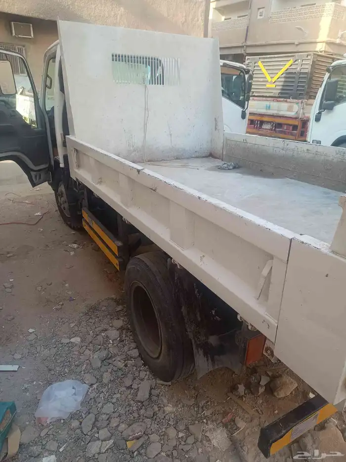 ديانه قلاب لتوريد مواد البناء وترحيل المخلفات ايجار يومي وشه 3