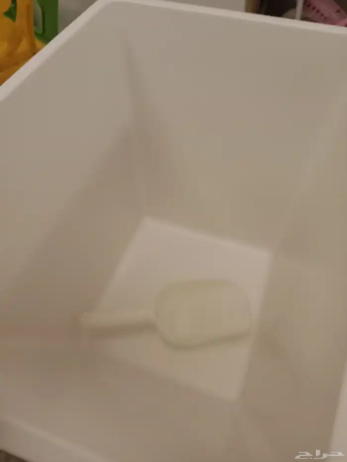 حافظة مواد غذائية للبيع مستخدم نظيف 1