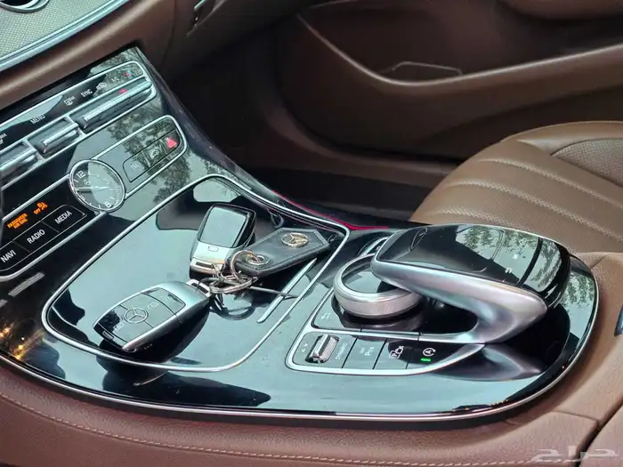 مرسيدس Benz e300 اكسكلوزف 5