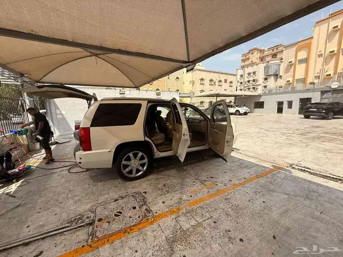 كاديلاك اسكاليد 2011 فل كاملمن باب لا باب نضيفه رش رفرف يمين 8