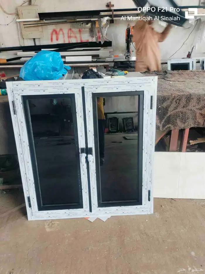 باب ليزر حديد دريشه المينوم باب المينوم باب خشب 1