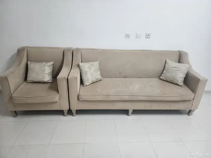 كنب ومكيفات شباك بحالة ممتازة الخفجي 2
