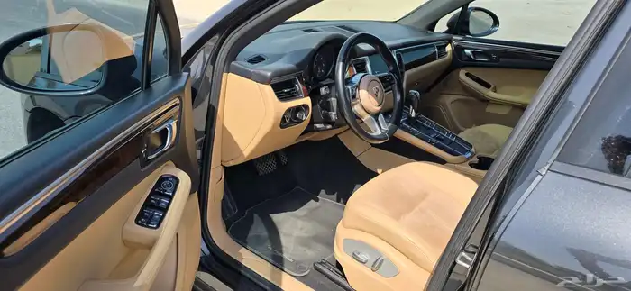 2017 ماكان s 15