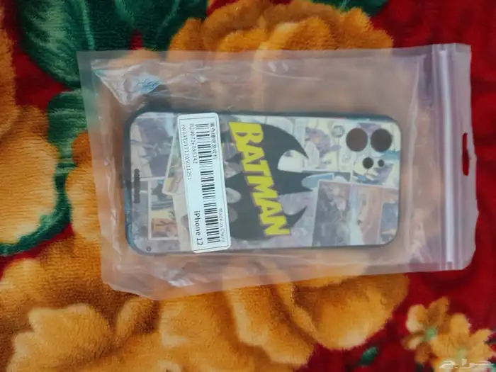 كفرات للبيع ايفون 12 كل الكفرات تمام وبحاله ممتازه مع حامي 2