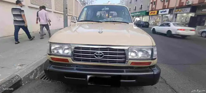 جيب لاندكروزر للبيع 2