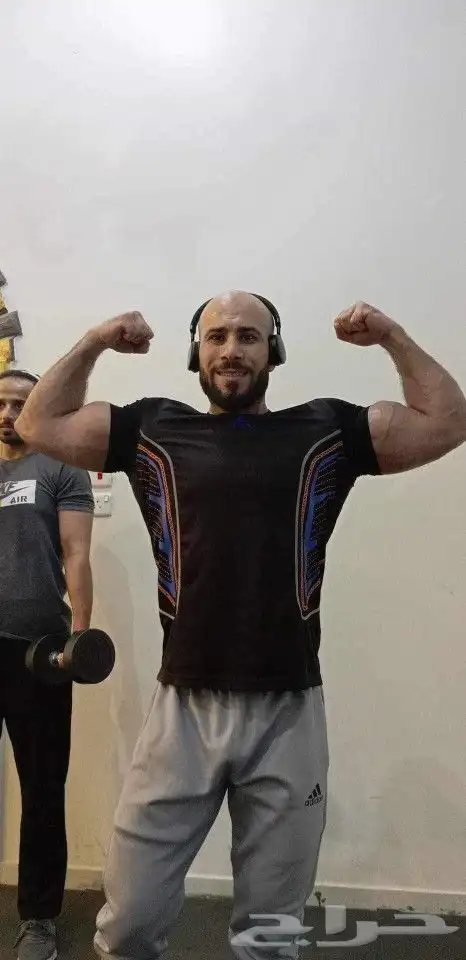 مدرب شخصي واخصائي تغذيه خبره 15سنه 2