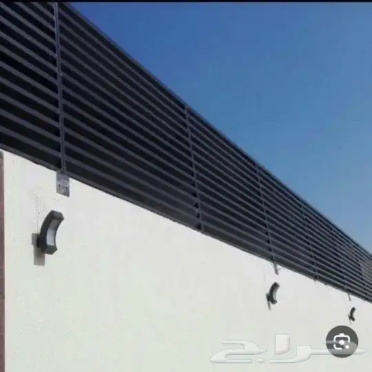 حداد مظلات سواتر سندويش بنل شينكو سلالم 5