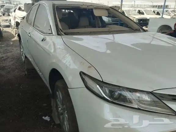 يوجد لدينا جميع انواع قطع غيار السيارات المستخدمه تشليح 8