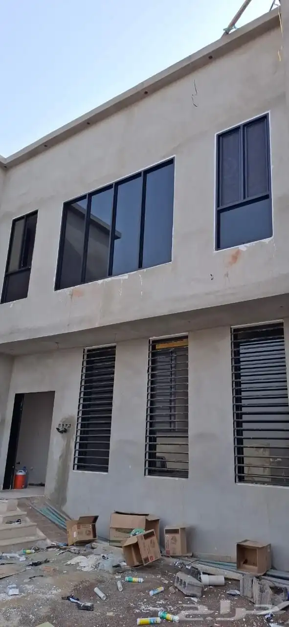 باب ليزر حديد دريشه المينوم باب المينوم باب خشب 8