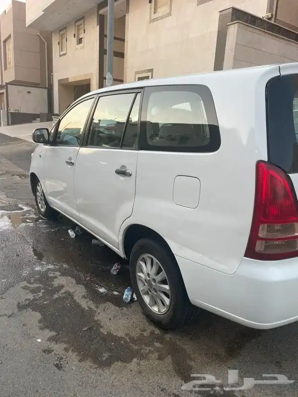 تويوتا انوفا 2008 3