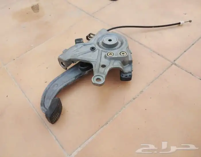 قطع غيار مرسيدس ابو عيون W210 98