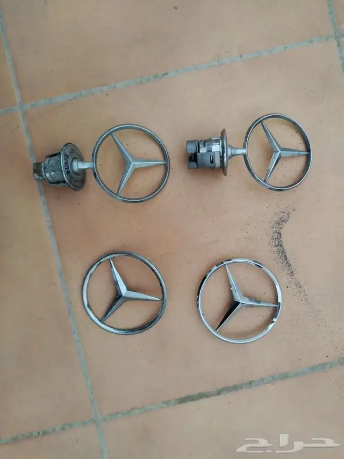 قطع غيار مرسيدس ابو عيون W210 81