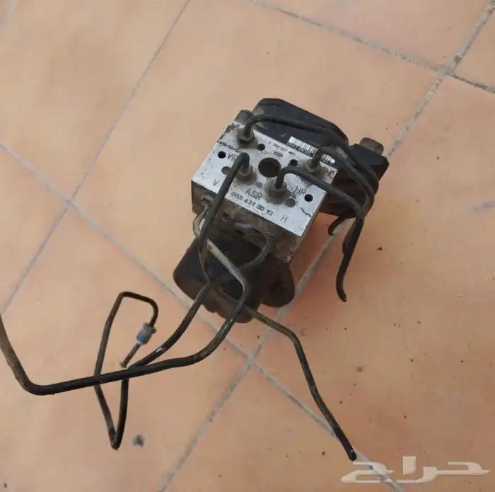 قطع غيار مرسيدس ابو عيون W210 53