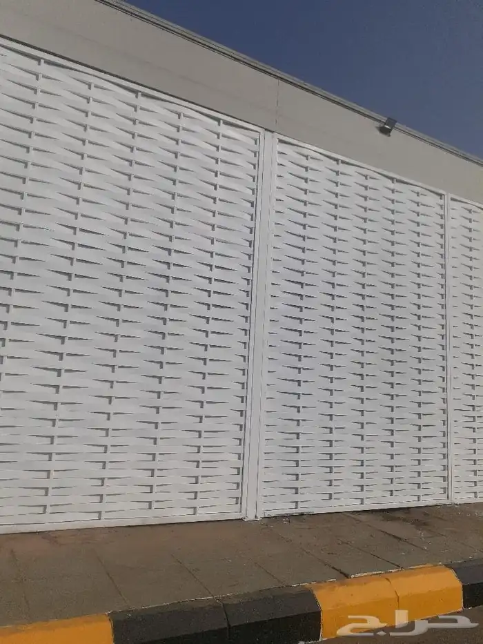 باب المنيوم شبابيك المنيومباب ليزر حديد شبابيك حديد عادي هنج 0