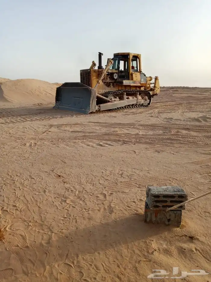 بلدوزر للايجار 155 كماتسو اتواصل على الرقم 0