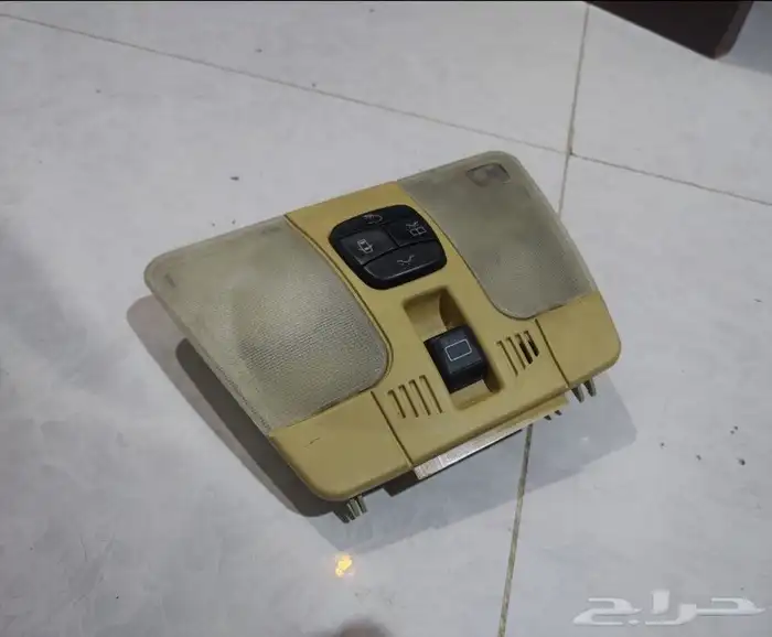 قطع غيار مرسيدس ابو عيون W210 24