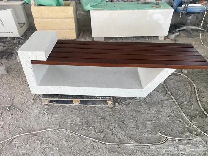 حواجز خرسانية وزينة حدائق 4