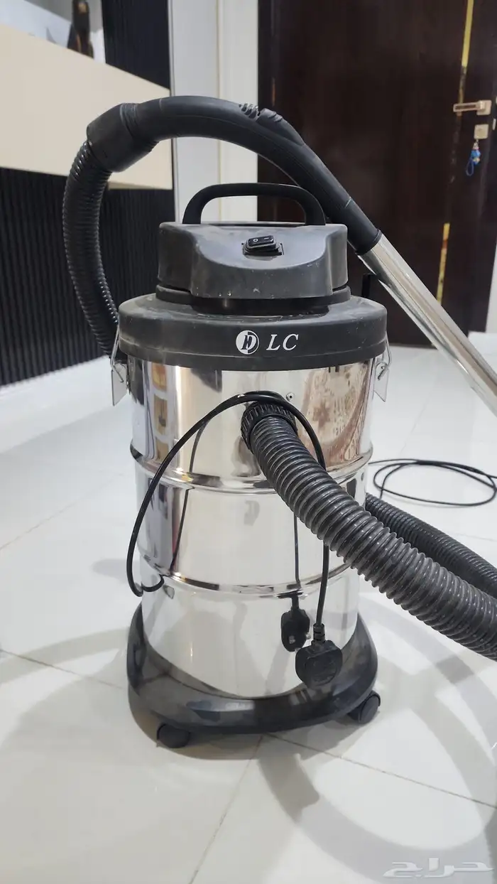 مكنسه كهربائيه LC 2000 وات 2