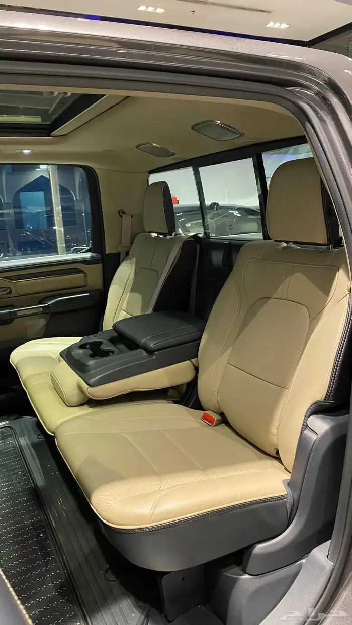 Dodge RAM Limited V8 16