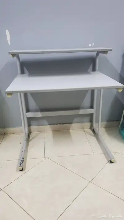 طاولة كمبيوتر index