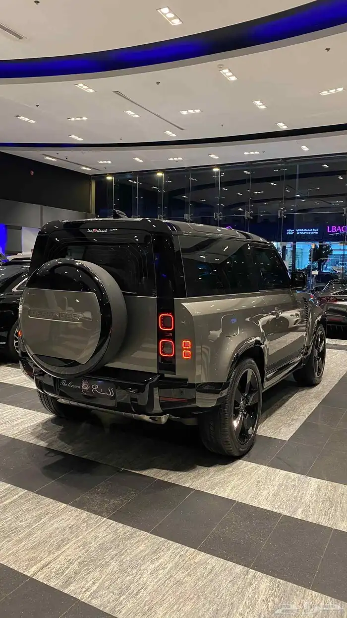 Land Rover Defender X90 4