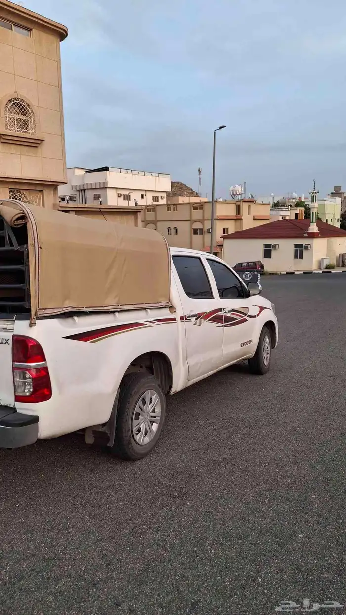 هيلوكس 2013 فل كامل للبيع ب55 الف اقبل نص مقدم ونص دفعات 6