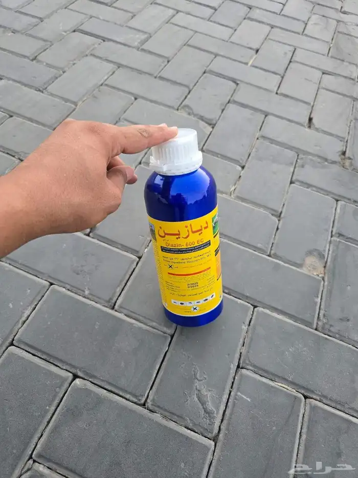 السلام عليكم ورحمه الله وبركاته متوفر منتجات للحشرات فعاليه 4
