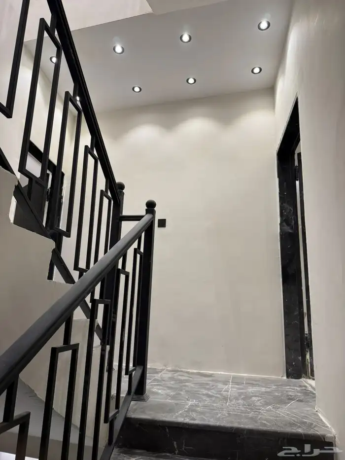 عماره 6 شقق بمنفوحه دخلها 101 الف 17