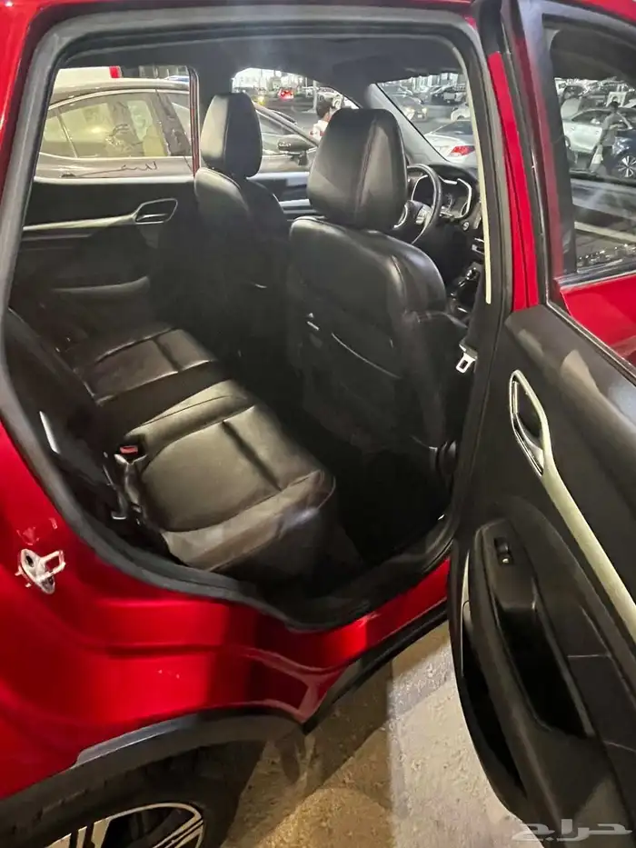 للبيع ام جي zs فل كامل 10