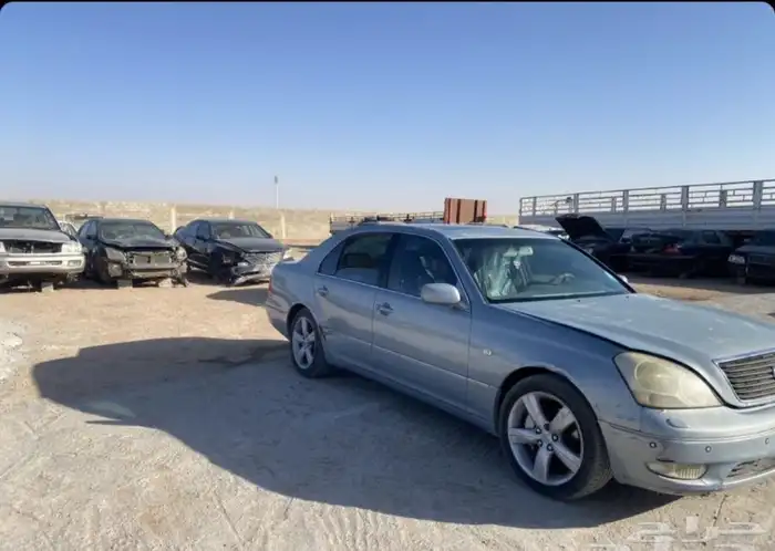 قطع غيار لاكزس LS430 موديل 2002 4