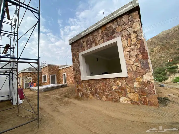 تلبيس حجر تنومه حجر مسفره حجر ابهاء ترميم بيوت الطين 5