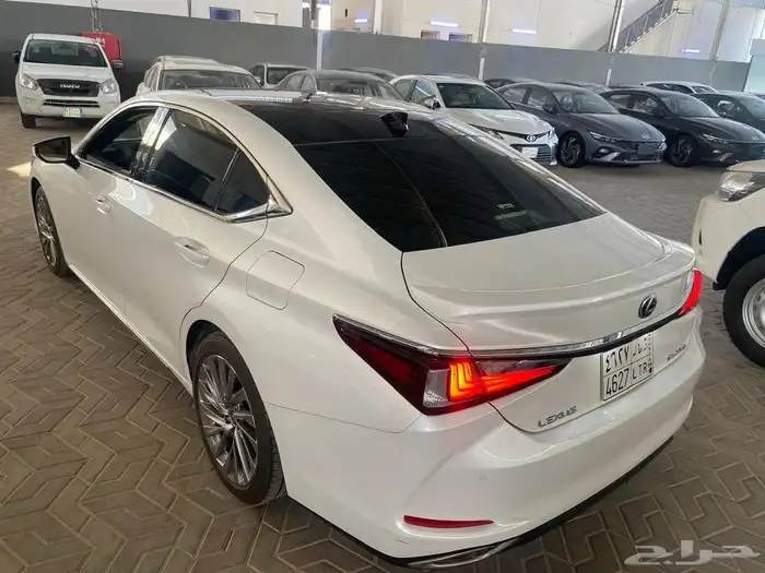 لكزس ES 350 CC سعودي نظيف جدا 4