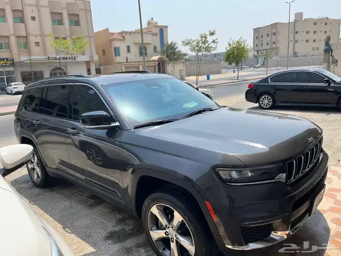 جيب جراند شيروكي 2022 1