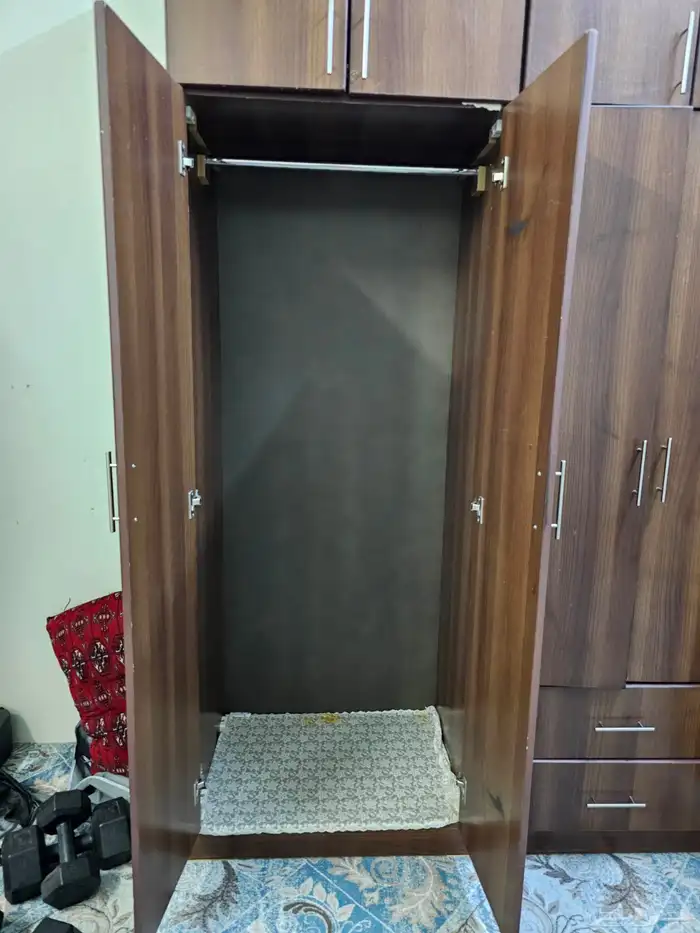 دولاب للبيع 5