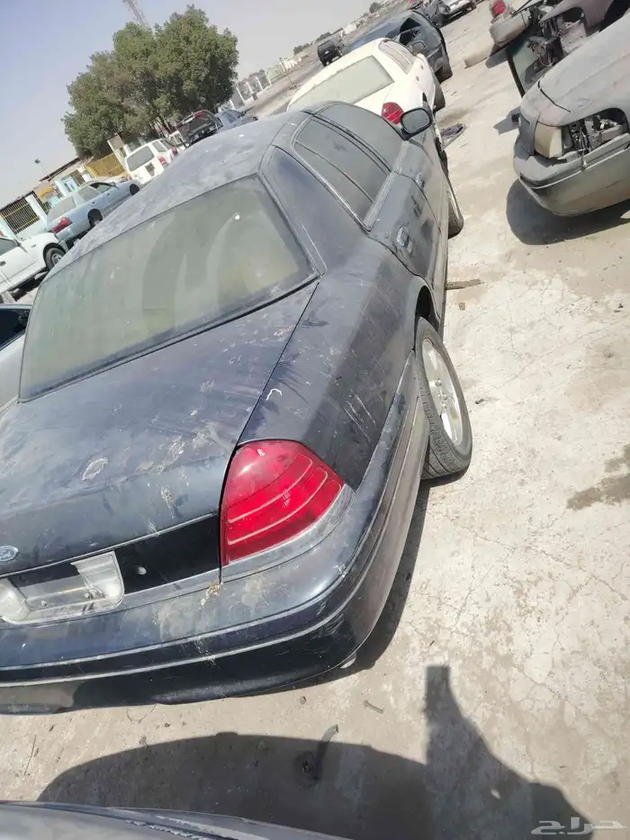 فورد فكتوريا 2010 3
