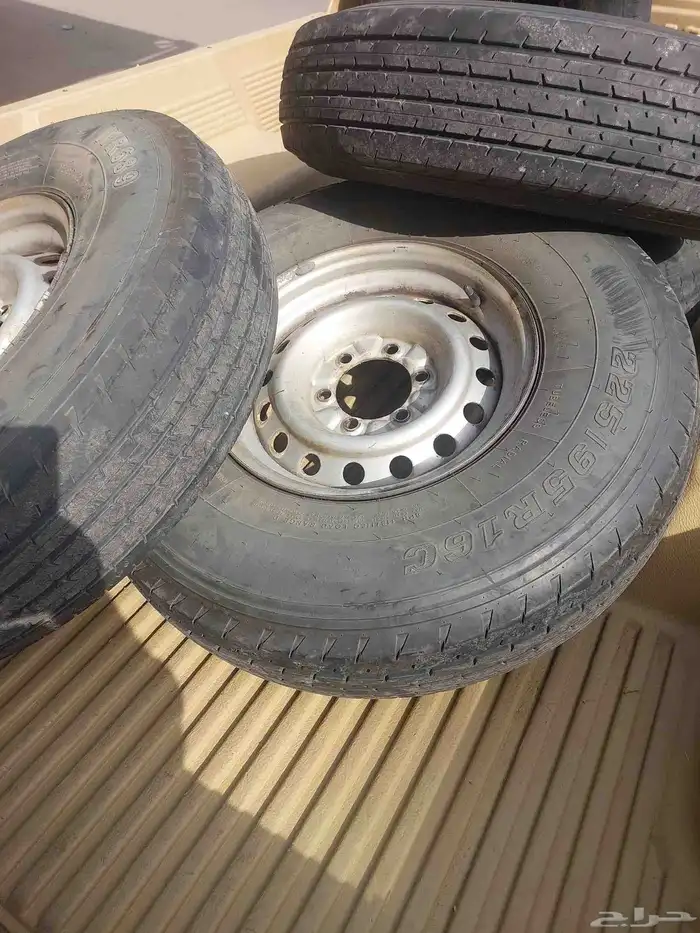 كفرات مع جنوط شاص او جيب ربع 0