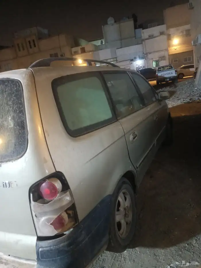 سياره تراجيت 2007 اللون ذهبي 3