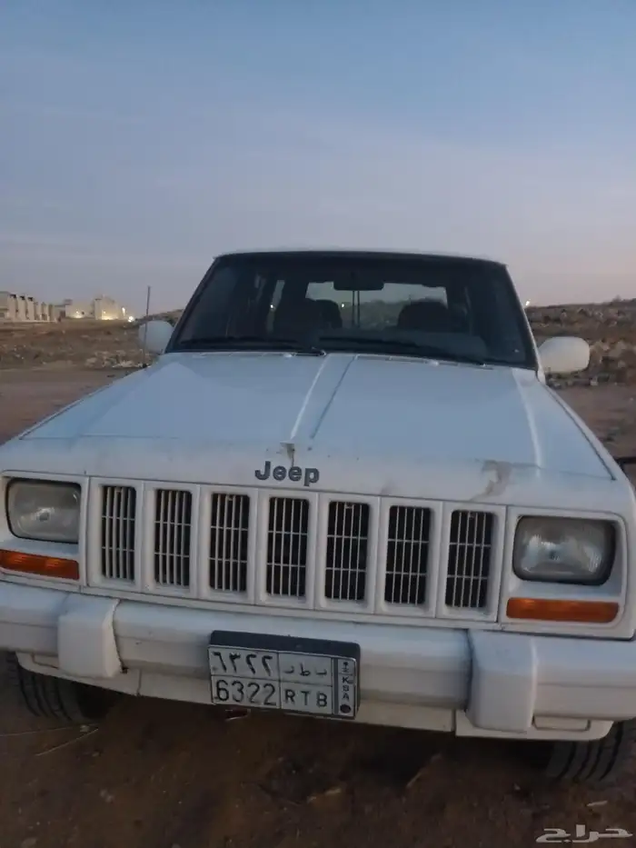 جيب شيروكي 98 نظيف مغير القير والمكينة 3