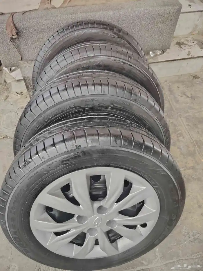 جنوط اكسنت 4 مسمار مع كفرات مقاس 15 1