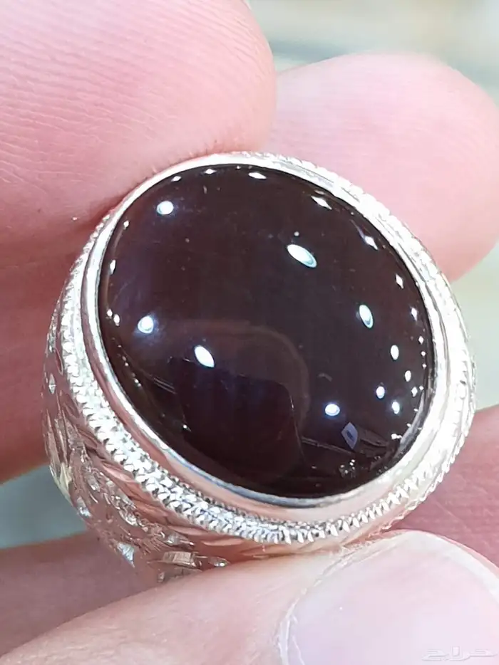 خاتم عقيق يماني كرزي مزعفر 5