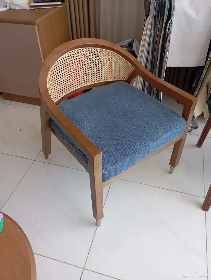 كراسي مطاعم ممتازه 4